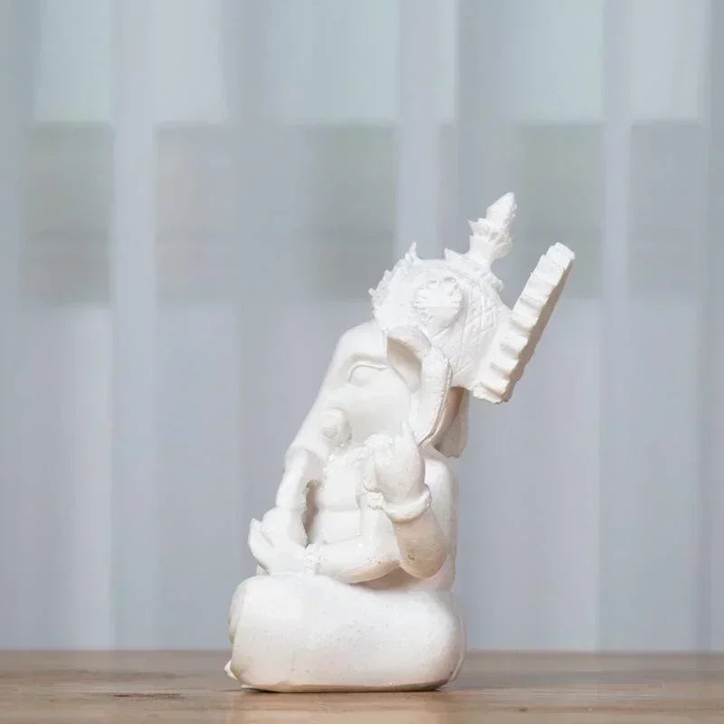 Estatua de Ganesha de Arenisca Hecha a Mano Zenya® – Decoración Zen para Hogar y Sala